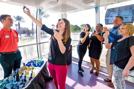 But first… let me take a selfie 🎶 Share your ICONic selfies using #MyIconicMoment for a chance to be featured!