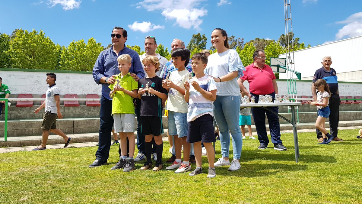 <a href="/adlc2014/">A.D Los Cortijillos</a> Magnífica fiesta de temporada. Gracias por todo, mi hijo ha disfrutado del fútbol como nunca. Agradecido siempre