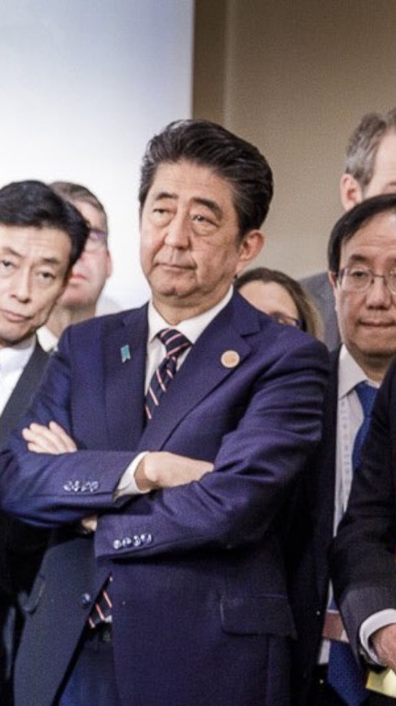 DfQzPclX4AEevgU?format=jpg&name=medium