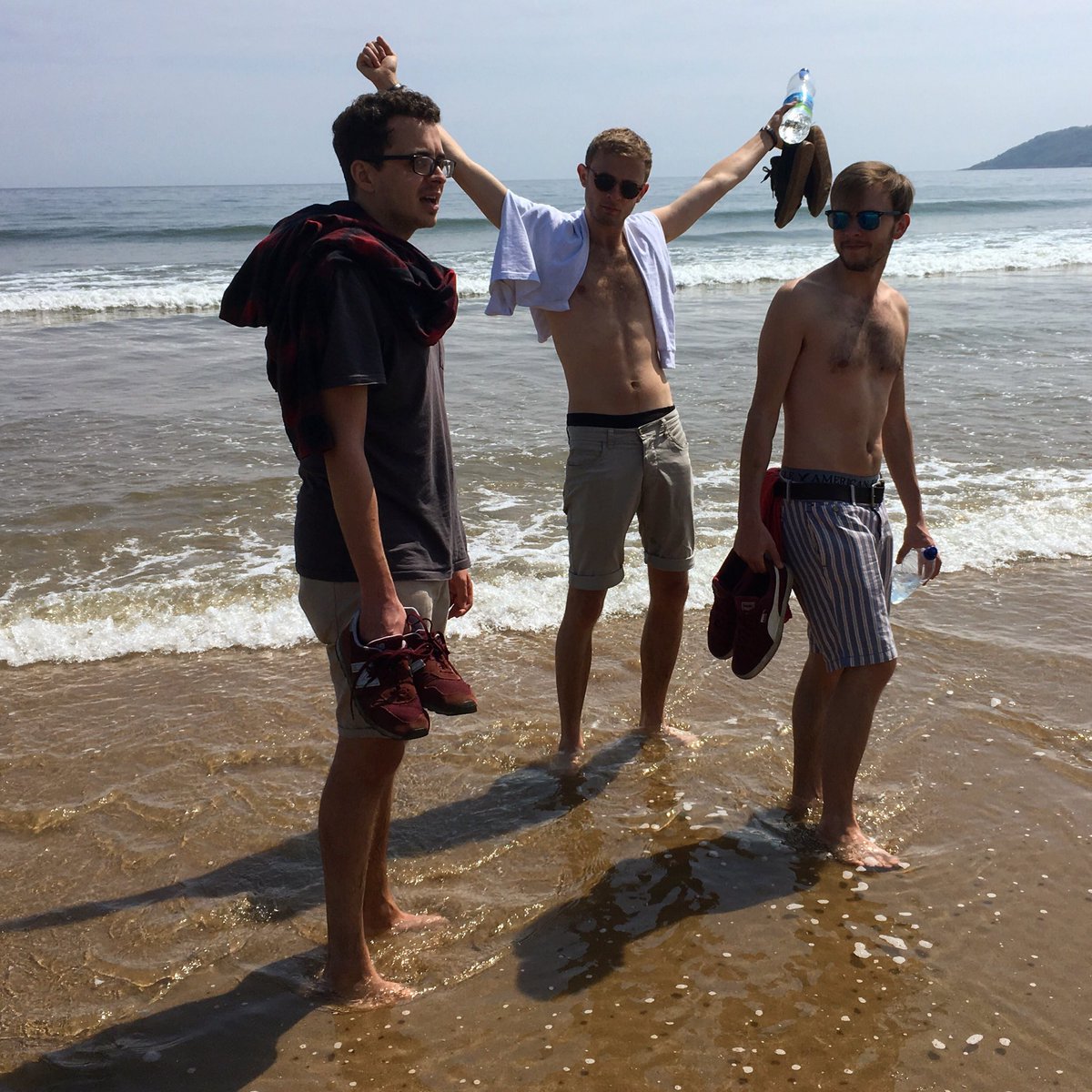 neiljgower's tweet image. les garçons Gower, on the #Gower

#OxwichBay