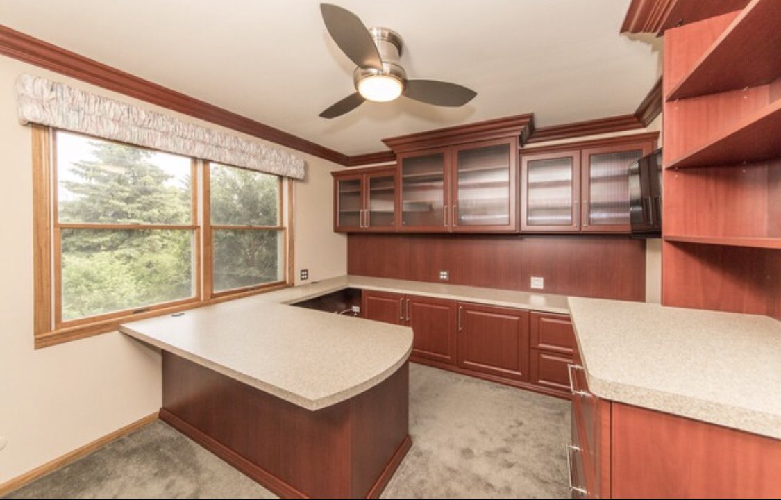itsfromsue's tweet image. Just reduced today! $499k In #prospectheights 4 bed/3 bath
.
#largebackyard #homeoffice #reducedhomeprice #nwchicago #prospectheightsil #largemasterbath #largeliving #chicagorealtors #chicagohomes #realtors #listingagent #century21elm @Century21ELM