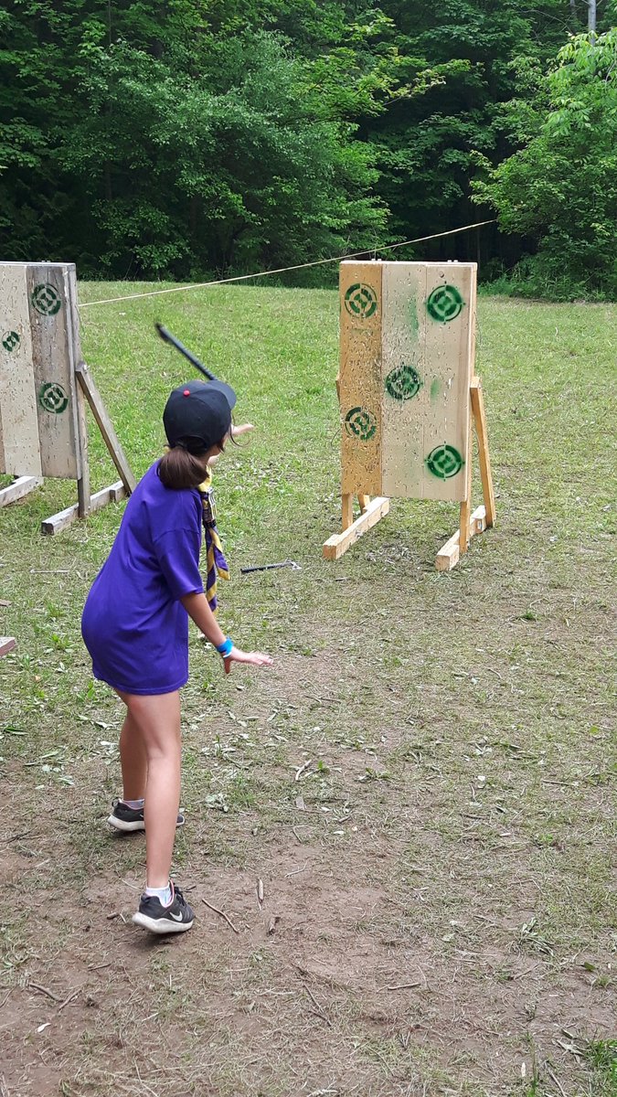 7th_ajax's tweet photo. Hatchet throwing 2 #cecuboree #cubsdostuff https://t.co/tHcPsuaIba