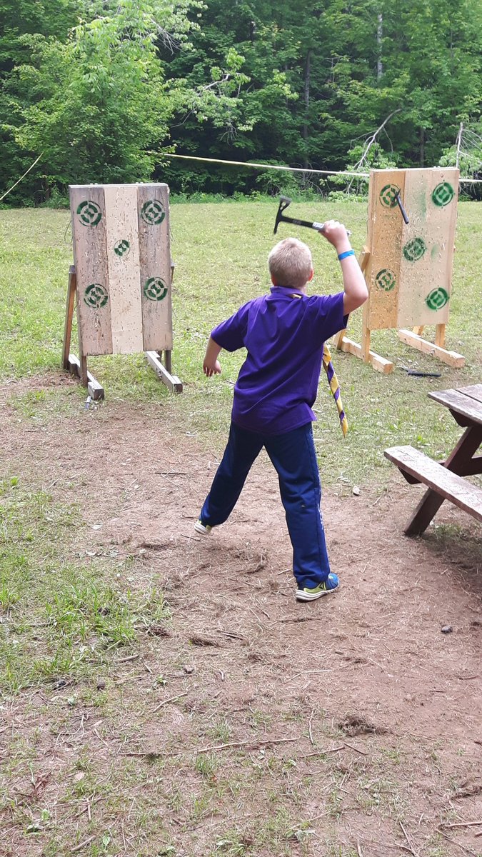 7th_ajax's tweet photo. Hatchet throwing 3 #cecuboree #cubsdostuff https://t.co/AqepOb5iFo