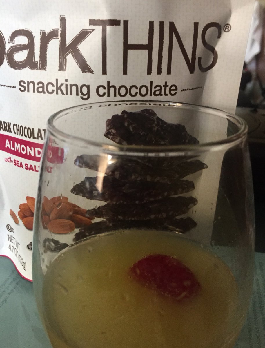 SylvieDahl's tweet photo. Power down after California Staffing Professionals Conference - chill w/ friends, mimosa and chocolate #cspchat #chocolatetherapy https://t.co/wVpBmk33Zw