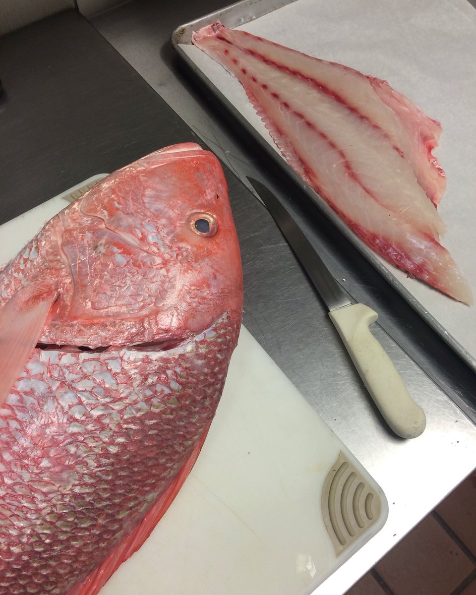 FoodBarBham's tweet photo. got ‘em 🎣 #foodbarbham https://t.co/SCxyqO3lXY