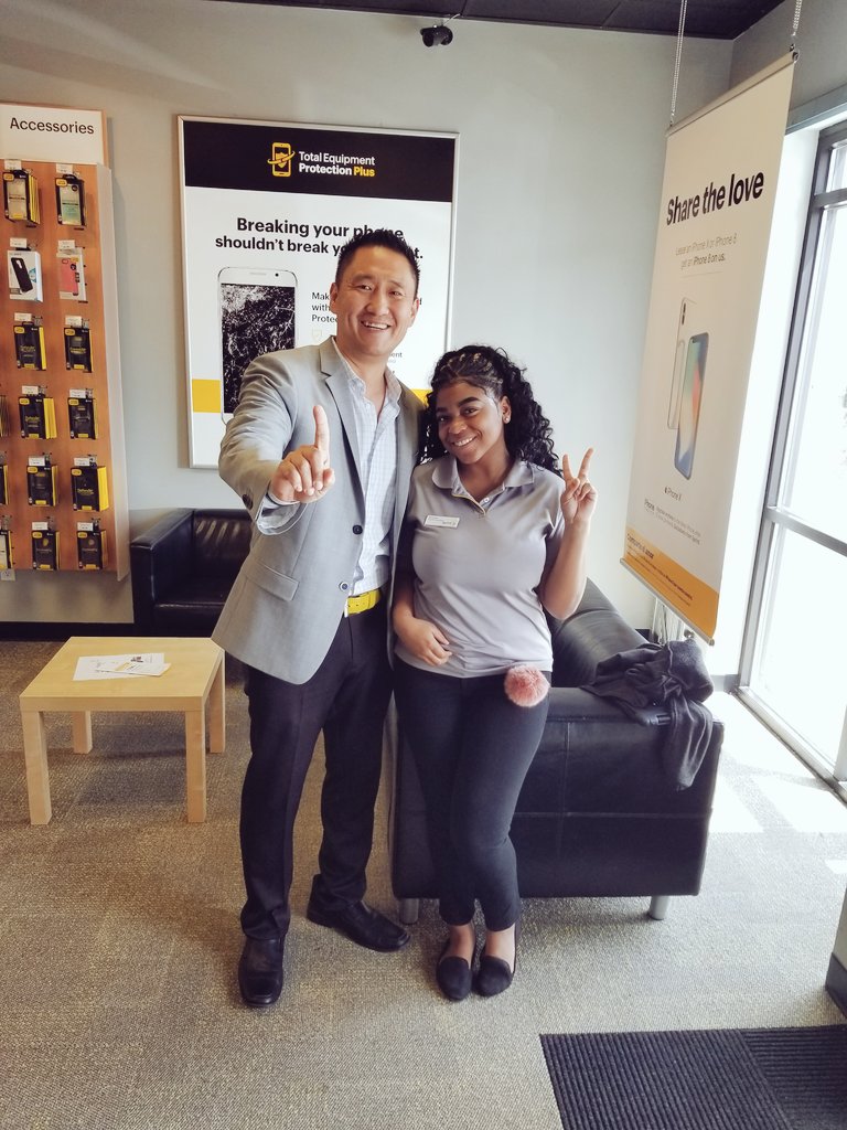 Michayla says hello <a href="/MarciCarris/">Marci Carris</a> She was a Care specialist and now I have the privilidge of getting her from the #Care organization! #WeAreNW #SprintFam #PartnerUp #PerformanceMatters