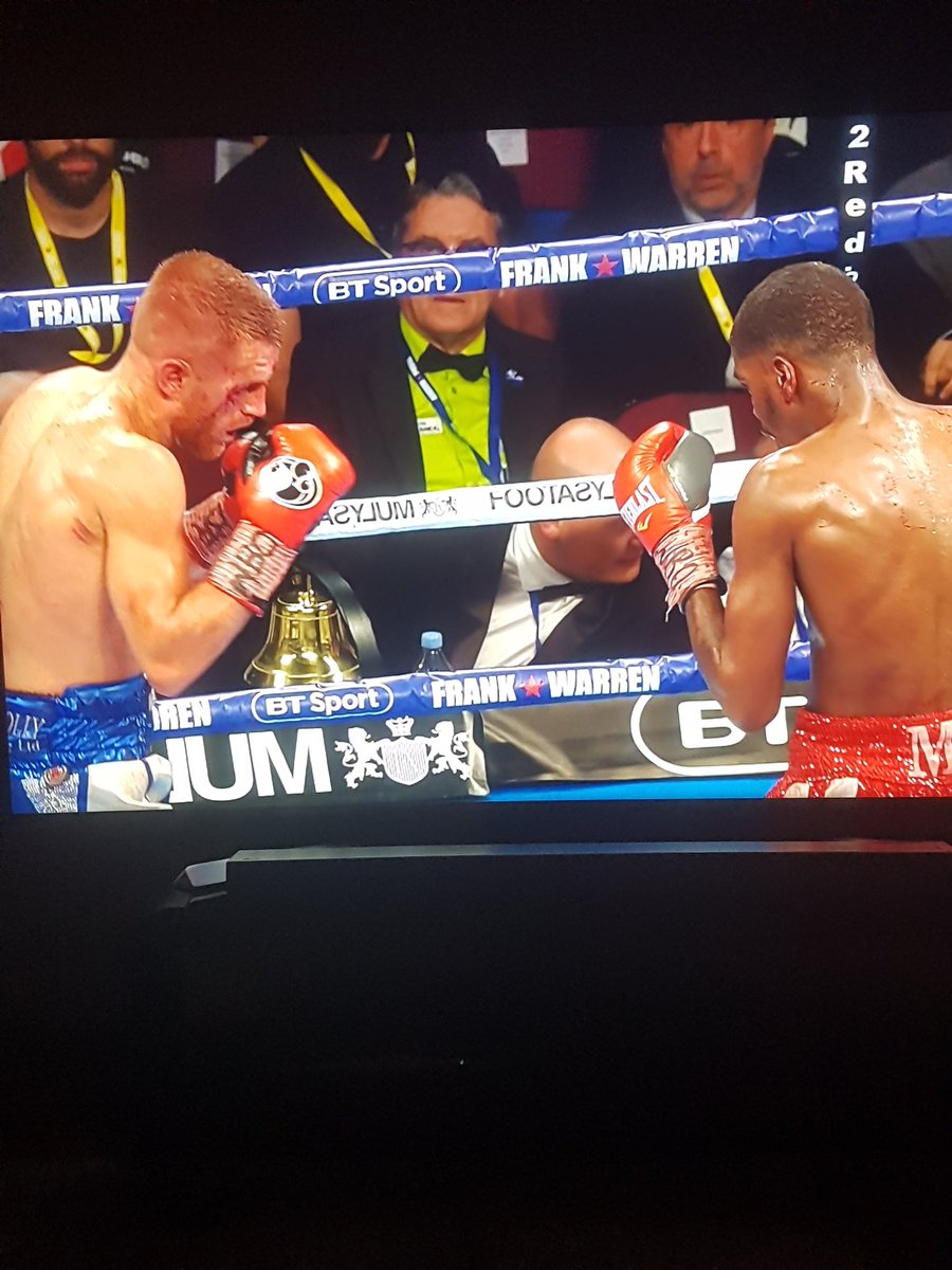 BoxingsFinest24's tweet photo. Unlucky @terryflanagan5 , good fight. Congrats to @mightymohooker . Coming back better @terryflanagan5 https://t.co/Nr3CpJryDB