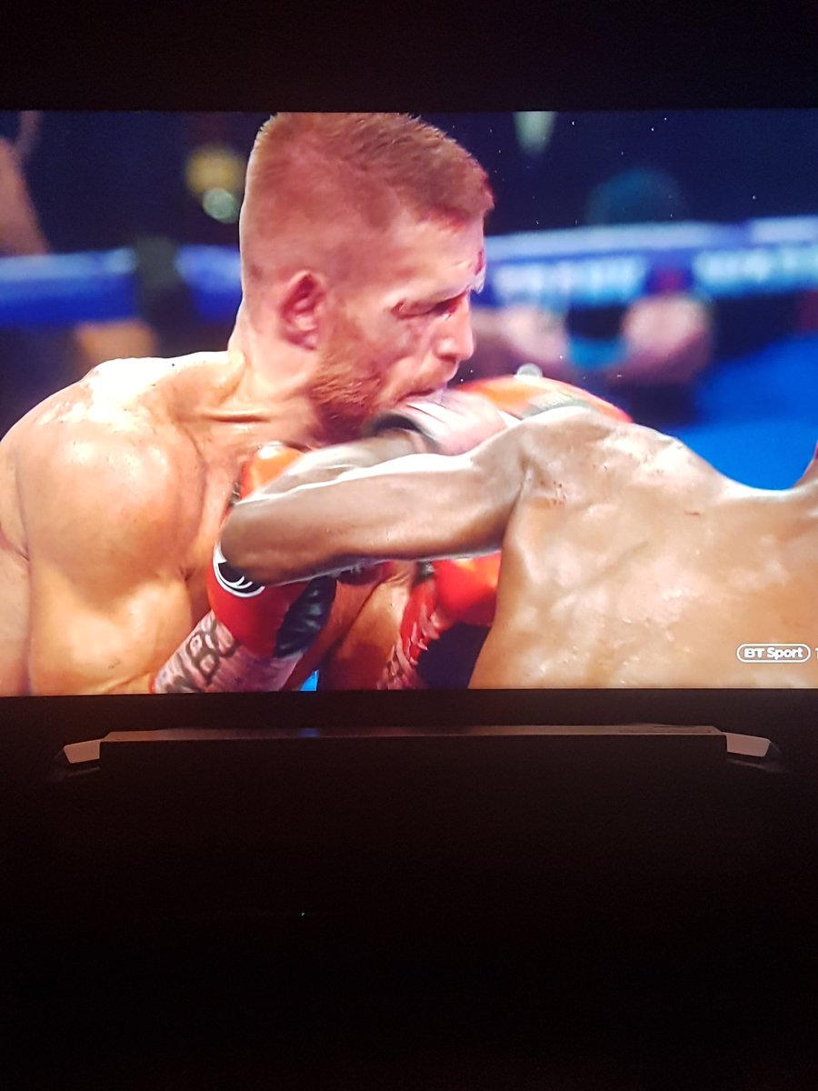 BoxingsFinest24's tweet photo. Unlucky @terryflanagan5 , good fight. Congrats to @mightymohooker . Coming back better @terryflanagan5 https://t.co/Nr3CpJryDB
