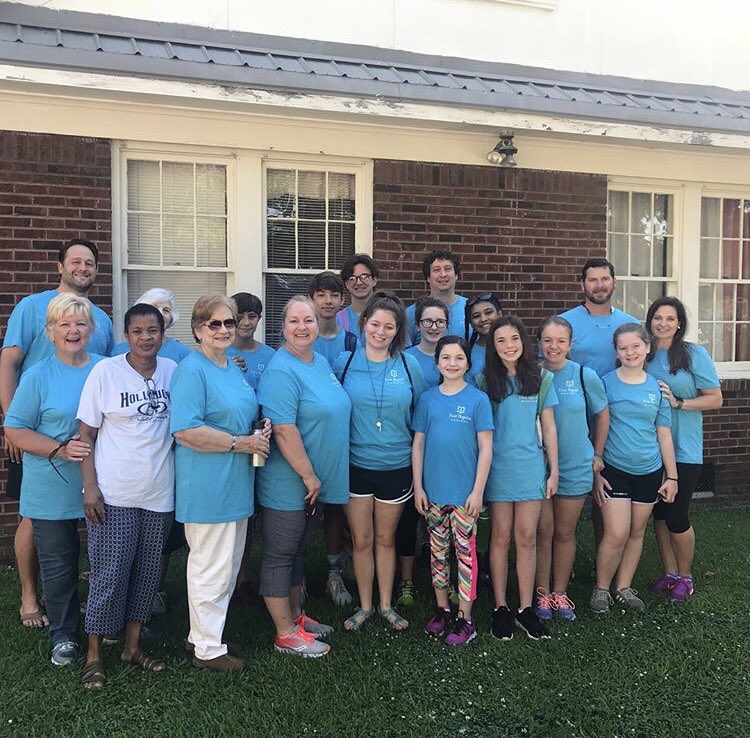 fbcmfusion's tweet photo. This past week, @fbcmfusion students have served in missions all around the state of Mississippi, throughout the United States, and around the globe in Jonestown, MS; New Orleans, LA; New York City, NY; and Lilongwe, Malawi, Africa. #DoSomethingSummer #LGLOBL https://t.co/oQtc0aaJSS