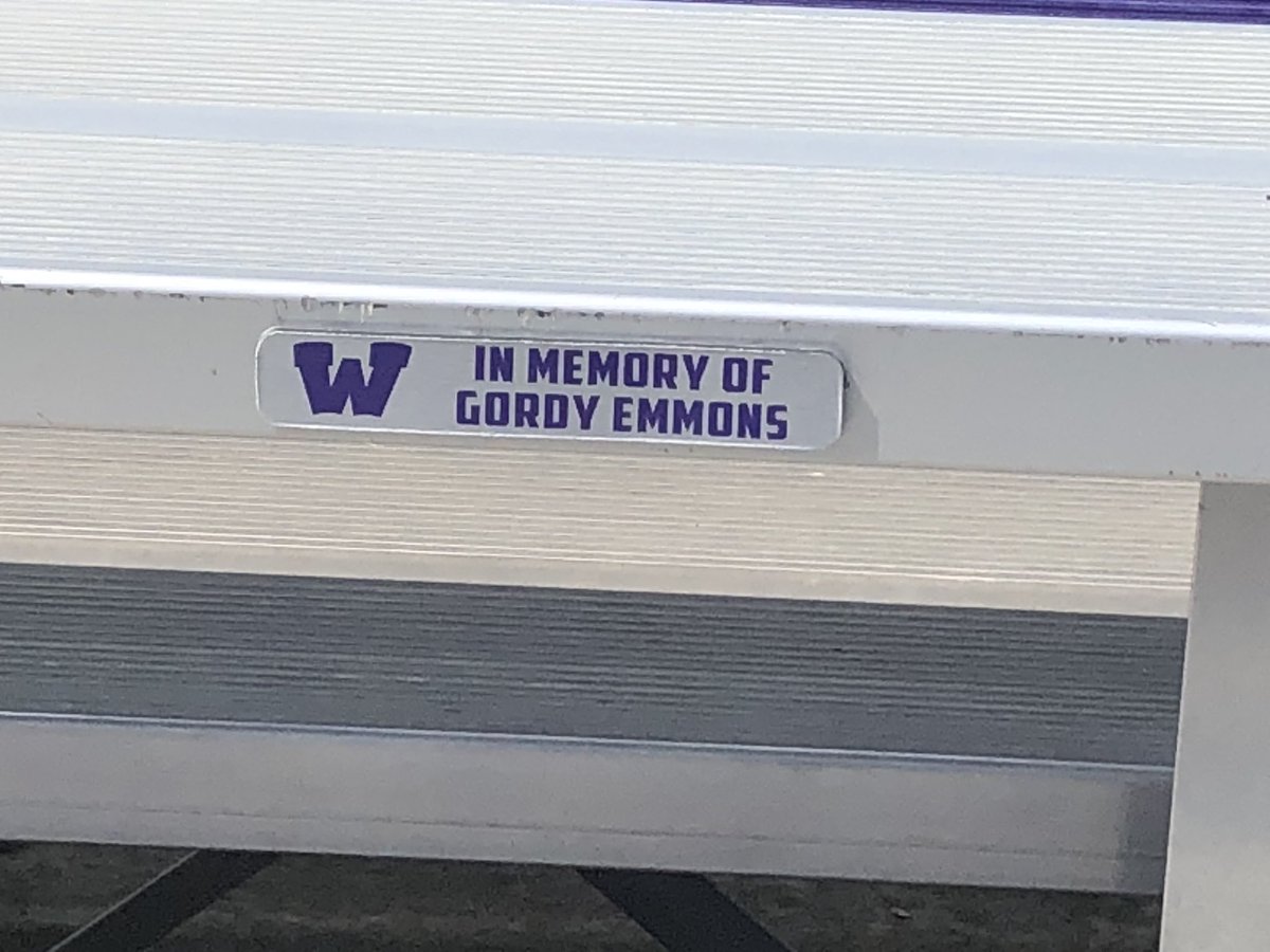 WaukeeSoftball's tweet photo. Special tribute to a special guy! Always taught us to take softball and life one game at a time! https://t.co/9pVw6hMAFm