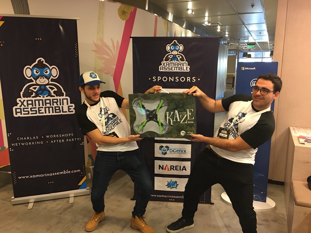 XamarinAssemble's tweet photo. Se viene el plato fuerte !!! #MonkeyDevs https://t.co/1q68Krt7ER