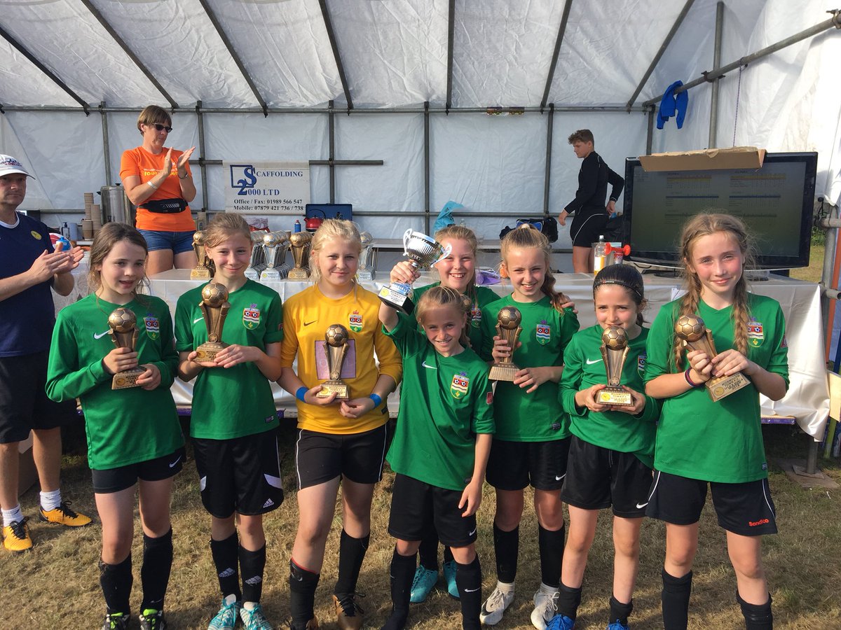 rossjuniors's tweet photo. Great tournament at @MonmouthTownFC juniors today. Reds came 3rd and Greens won it, 90% of team u11 playing in u12 tournament against great quality opposition.Well done all girls and thanks for great tournament. https://t.co/Ribw3ODHh1