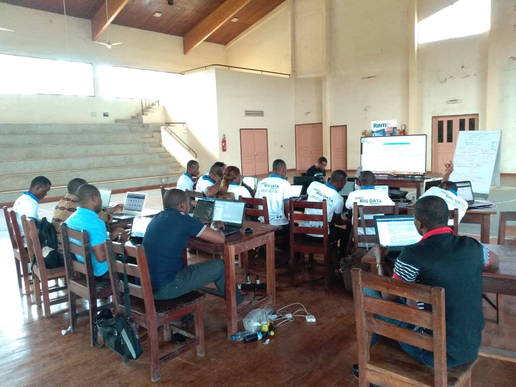 RintioGroup's tweet image. Day 8
#bigdatabootcamp #Rintio
Cette première semaine du Rintio Big Data Bootcamp a été marquée par le brassage des pays participants à savoir : le Bénin, le Mali, la Côte d’Ivoire et le Cameroun.