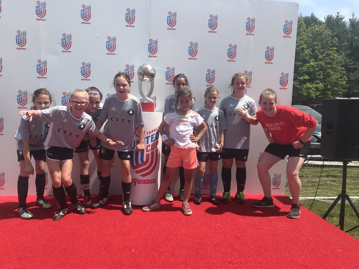 KSullivanVT's tweet photo. We’ve been working on our game faces ⚽️ @QueenCityFCVT #TargetUnitedCup https://t.co/zfSrLNx6Tv
