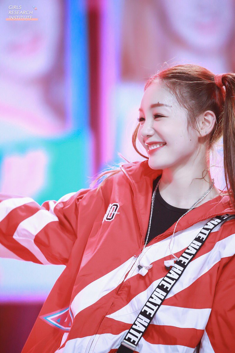 pd101GirlSearch's tweet photo. Why ur smile tastes so sweet?
cr. 创造101少女研究中心
#创造101 #Produce101 #Produce101China
#PRODUCE01CHINA #徐梦洁 https://t.co/5VB8dKP3Jc