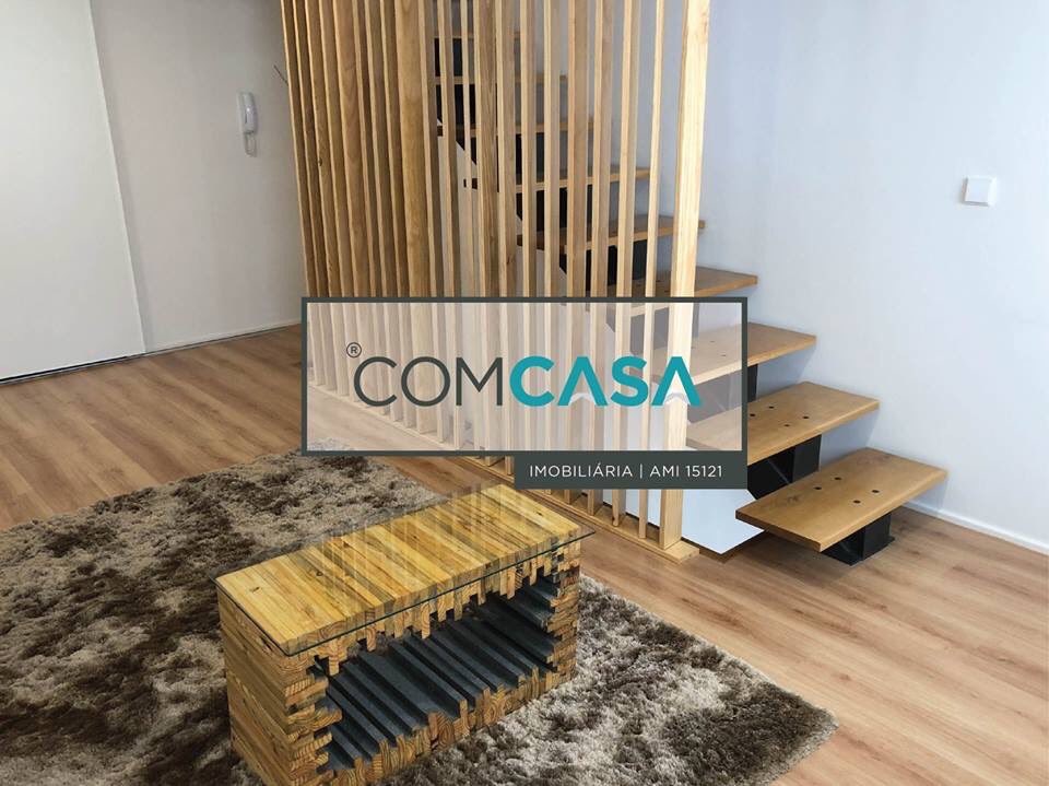 comcasaporto's tweet photo. Moradia da Fontinha ( Baixa Porto )

Moradia completamente renovada de 2 pisos. Excelente para viver, ótimo para rentabilizar mercado do alojamento temporário, arrendamento tradicional, familiar ou a estudantes. 

https://t.co/Bz7fJaNu02

#moradia #porto #alojamentotemporario https://t.co/9drsMtEdH6