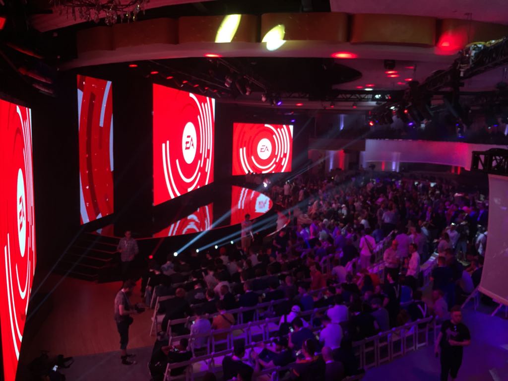Solidanim's tweet photo. Did you saw ? #E3 #ElectronicArts #augmentedreality #crazychallenge #placetobe #solidtrack https://t.co/8ScUFvaunl