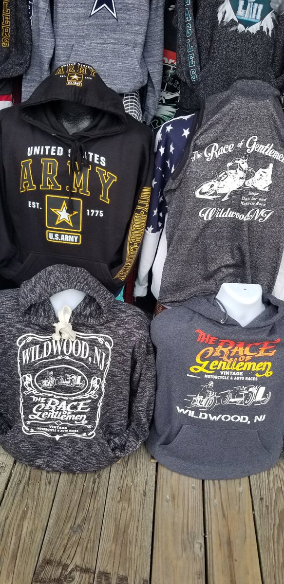 TBone2332's tweet photo. You know the Race of Gentleman is popular when the boardwalk starts bootlegging your swag #TROG #trog2018 #Oilers https://t.co/nZQLLIGcNm