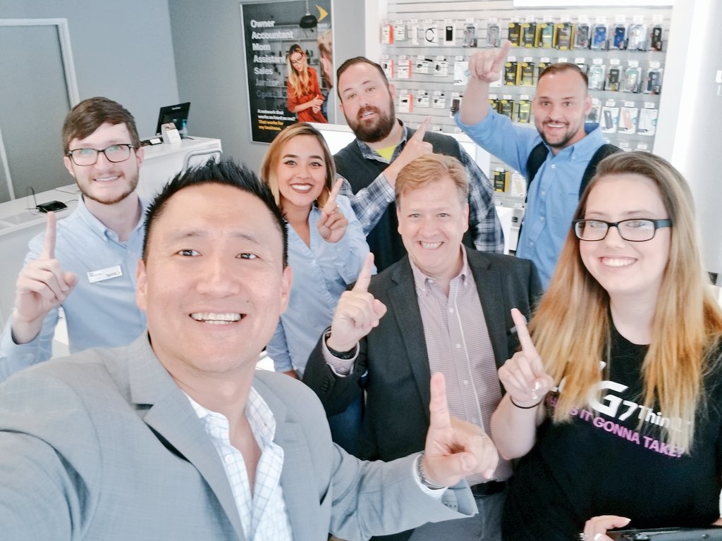 Store manager Ron &amp; Thai definitely showed up to work eating their #wheaties Definitely knew how to make a memorable experience! This is truly an elite experience @Sprint that definitely delivers #PlatinumSelling #WeAreNW #iAEsRock #Saturday #Passion <a href="/wheaties/">Wheaties</a>