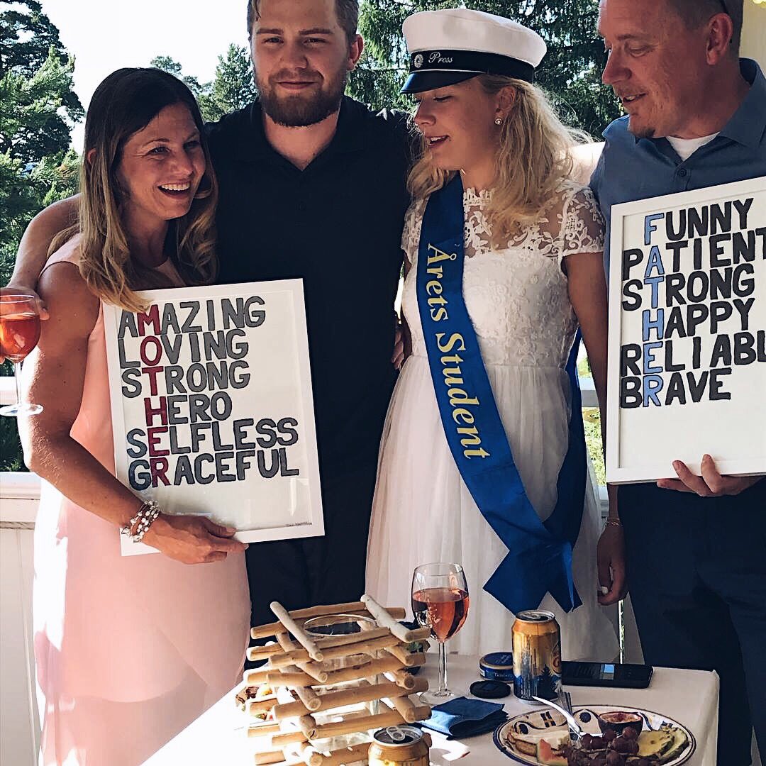 Ida Press tweet media