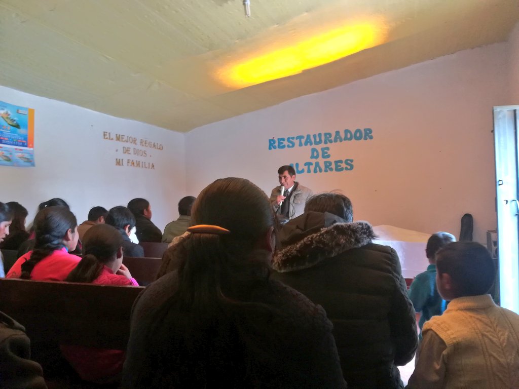 SoteloLuisG's tweet photo. Sábado #RestauradorDeAltares #SemanaDeLaFamilia #CenaDelSeñor #RitoDeHumildad. IASD Túpac Amaru del DM de Espinar "A". @AdventistasUPS @AdventistasMSOP @ginopes @Pr_RaulYaranga @dinobv1 @abelapazar https://t.co/diwkd5y1cF