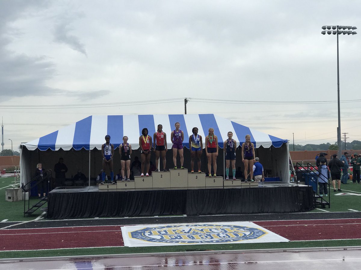 Lauren Hansen sets a new school record and takes 5th in the 200m dash with a time of 25.05! Congrats <a href="/laranhansen/">Lauren</a> on an awesome HS Track Career!  #statemeet <a href="/OronoAthletics/">Orono Athletics</a> <a href="/OronoSchools/">Orono Public Schools</a>