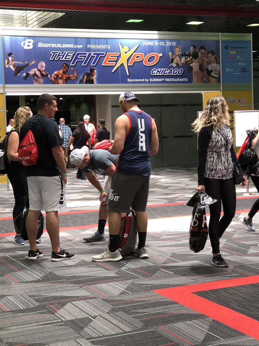 _Amsley04's tweet photo. There is a fit expo at the convention center too🤤 #Musclefetish #MusclesEverywhere https://t.co/GNctpl5CFU