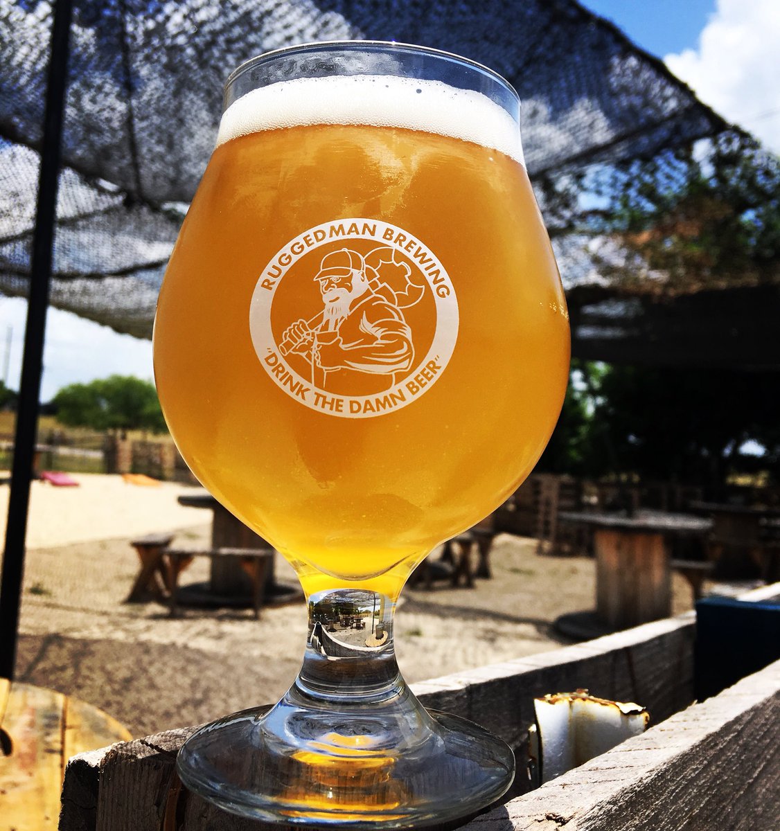 ruggedmanbrew's tweet photo. We have some small batch brews on tap this weekend, they probably will not make it to next weekend so come enjoy them while they last. Open till 10pm tonight, come on in and “Drink The Damn Beer” with us. Cheers. 
#craftbeer https://t.co/A0XyFA1sFY