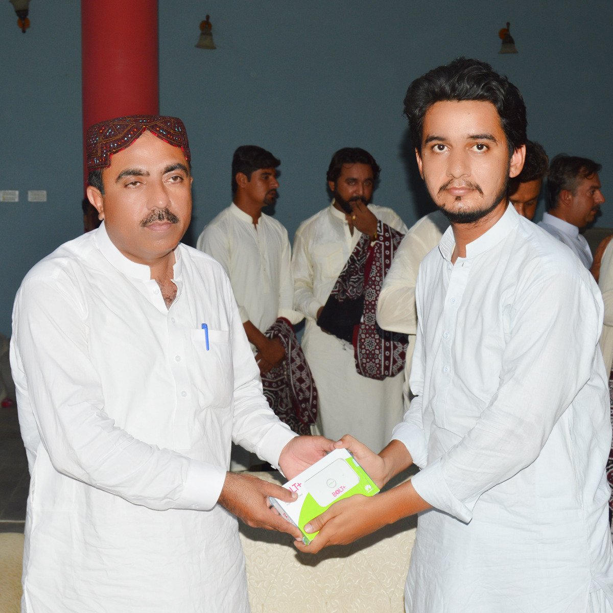 IshtiaqBrohi's tweet photo. Very Thankfull to Chairman Town Committee #Daur Mr Choudry #Waseem_Afzal_Rajput..Who arranged Iftar party for Members of SMT SBA..And Gave gifts of Sindhi Ajrak and Zong Evo Device to the members of SMT SBA..Al9mg with SMT co-ordinator Mr #Rashid Chandio nd Mr #Sherbaz Mari.. https://t.co/D80WRHTWf4