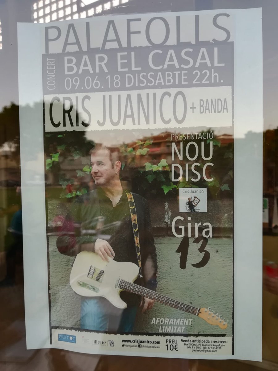 edu_PerroLobo's tweet photo. Ja som a Palafolls fent proves per presentar aquest vespre els temes de #Gira13 @crisjuanico al Bar Casal @AjuntamentPLF https://t.co/FpCghxlFJA