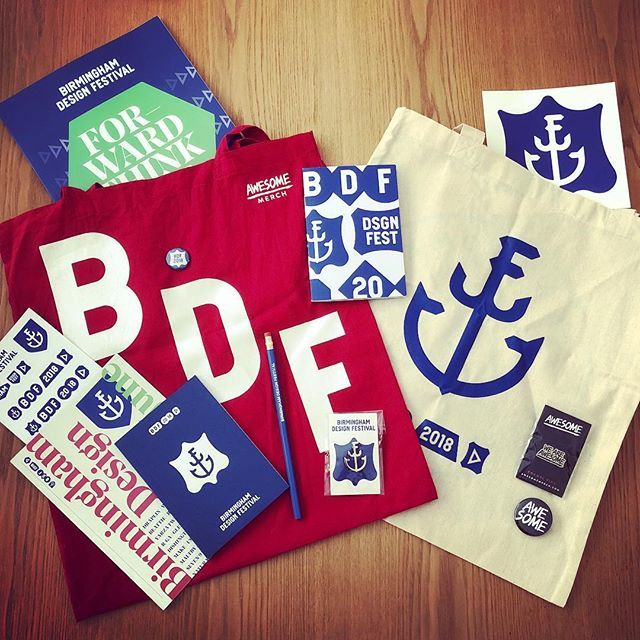 alexjrussell's tweet photo. Had such a great day at @designfestbrum it’s something Birmingham has needed for years! 👌🏼 congrats to the team that organised everything 👊🏻 thanks to @awesomemerch for the fab screen printing workshop too!
#birmingham #bdf #design #designer #festival #dayout #screenpri… https://t.co/Byr2gCTRR0