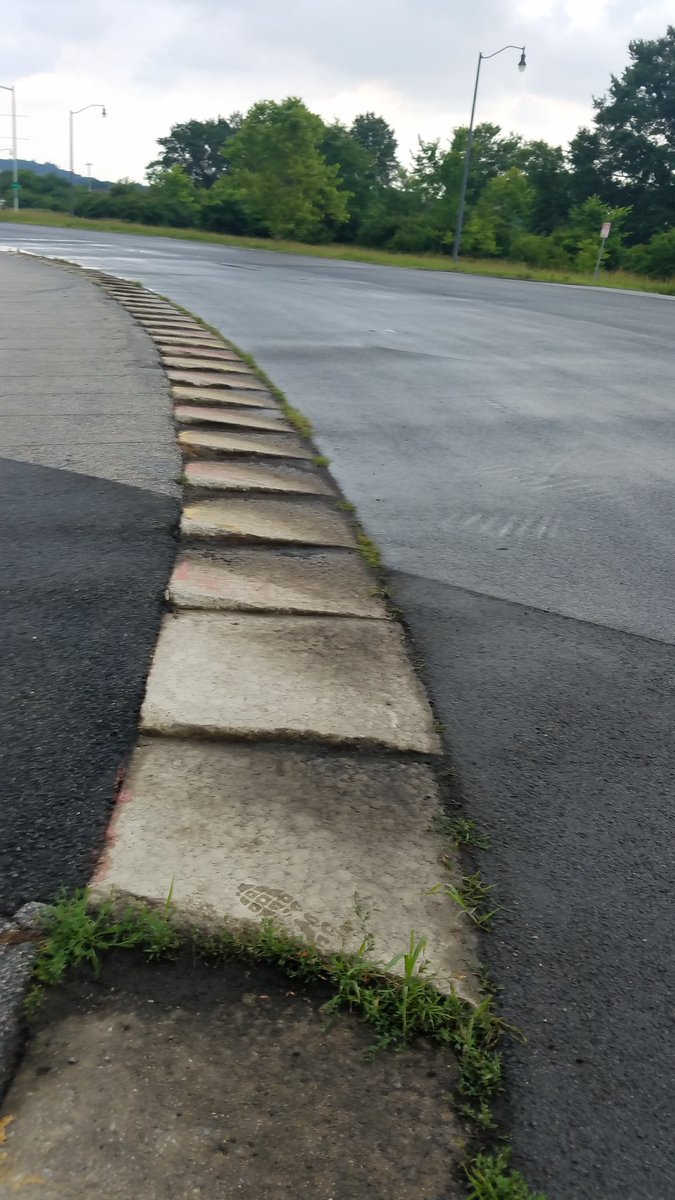 RealKartRacer's tweet photo. Rfk parking lot was the site of the Cadillac grand prix 16 years ago. Curbs and logo still there! In recent years it was used for global rally cross.  Now it is becoming a kart track! Happy to test the karts and tracks today! #spk #rfk https://t.co/AgiRl7tx2r