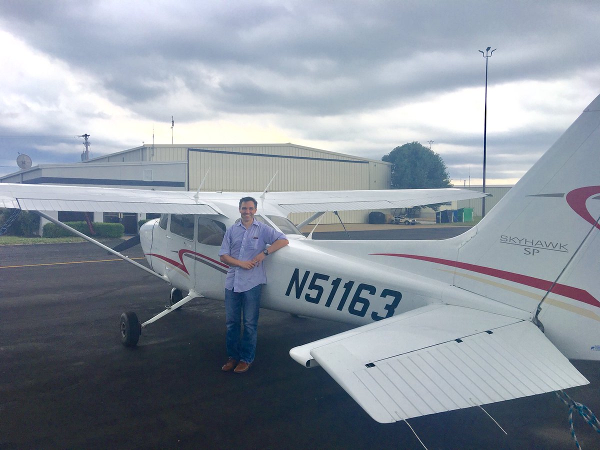 EliteFly1's tweet photo. Congratulations to the newest flight student to earn his Private Pilot’s License at @EliteFly1, Broc Burke! For information on how you can have your flying career take wing, call us at (636) 778-4400. #KSUS https://t.co/eEjL2vSHAS