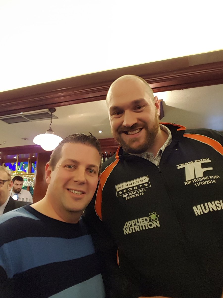 Plasticdi's tweet photo. Good luck fella 😉
Nice to see someone turn their life around after having a few problems in there life. #tysonfury https://t.co/ZJsae99SCD
