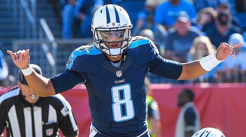 Download Helmet Stalker On Twitter The Madden Nfl 19 Trailer Has Been Unveiled Showing The Addition Of The Cu S2bd Sw 808 Hs4 Facemask For The Riddell Speed Used In 2017 By Marcus Mariota Maddennfl19 Madden19 Https T Co Sk4qi3lgo3 PSD Mockup Templates