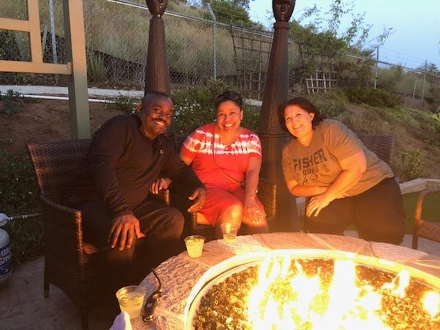 susiecarder's tweet photo. A team that works hard must also play hard. Plus, I enjoy hosting get-togethers at my house and spoil those I love with good food and SNACKS!!! #teamworkmakesthedreamwork #teamMTM #motivatingthemasses @2motivate @MotivatingMass https://t.co/YPpUzdL4dG