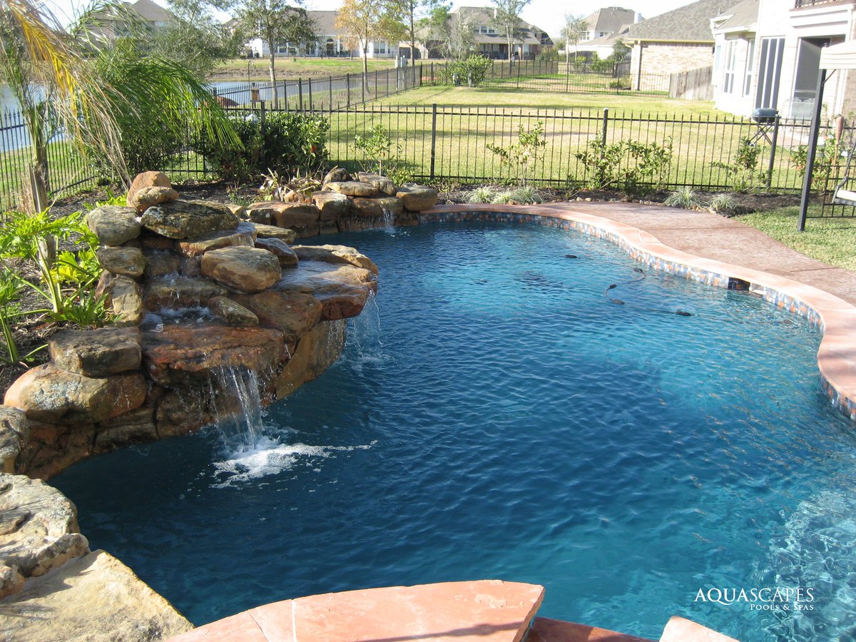 AquascapesPool's tweet photo. A beautiful #WaterFeature can turn an ordinary pool into an elegant statement. A fountain, waterfall or scupper adds beauty and ambiance to any outdoor space. #PoolTip https://t.co/xJg7cSm26t