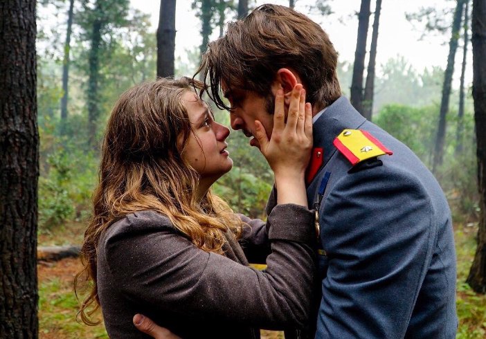 Bedbaaaht's tweet photo. @HiLeonFandomTT I nominate #BoranKuzum for the Best International Male Star and #MirayDaner for the Best International Female Star #TVScoopAwards https://t.co/yoWerfkzy2