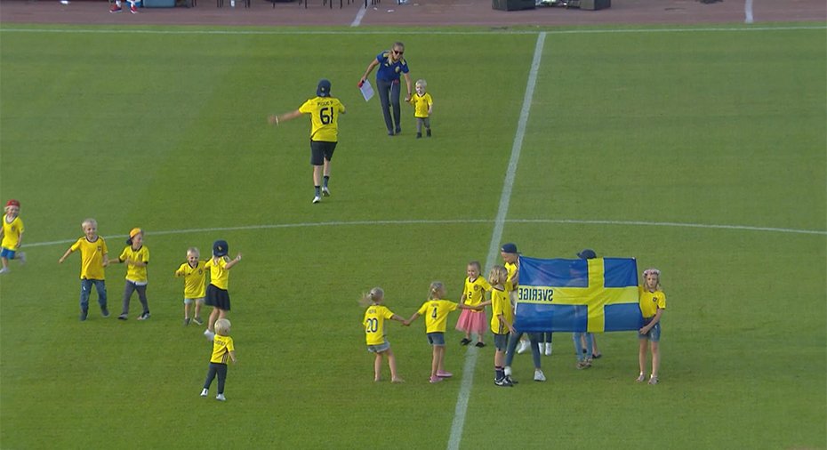 TV: Här stjäl spelarnas barn showen - till "egna" VM-låten: "Blir rörd".

fotbollskanalen.se/sverige/tv-har…