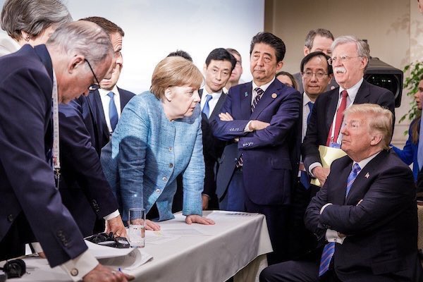 g7 summit funny picture, humor, angela merkel, trump, shinzo abe, emmanuel macron