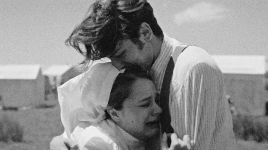 jejebaby3's tweet photo. I nominate #BoranKuzum for the Best International Male Star and #MirayDaner for the Best International Female Star #TVScoopAwards https://t.co/9hfeohUNlP