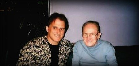 Please join me in celebrating #LesPaul birthday today! 🎸 ✌ #RockyAthas #guitarlegends