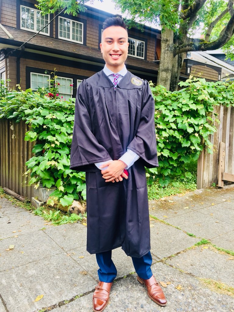msfitak's tweet photo. Huge CONGRATS to our boy Nik @njhendricks_ on your graduation from UW today! It’s time for you to make your mark on the world, son~ we are SO very proud of you! Much ❤️#uwgrad18 #youdidit #uwcivilengineer https://t.co/Jy8Y4LZpYM