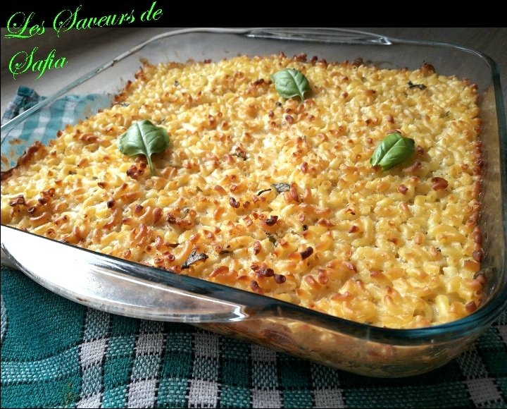 Saveur1975's tweet photo. "Gratin de pâtes à la Ricotta et basilic"
Voici un gratin de pâtes tous simple pour les amateurs de gratins,facile et rapide qui sent le basilic et délicieusement bon!😋🤗
#pâtes #gratin #repaschaud #platsale #gratindepates #ricotta #basilic #platchaud https://t.co/XehgeRTEL9