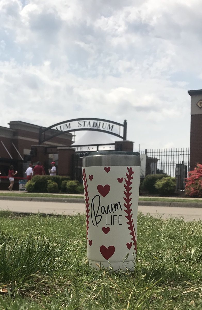 DavidScoggins6's tweet photo. #BaumLife with Oliver at tailgate row. #TheWooCrew #ThisIsBaseball https://t.co/rQHcjF58tM