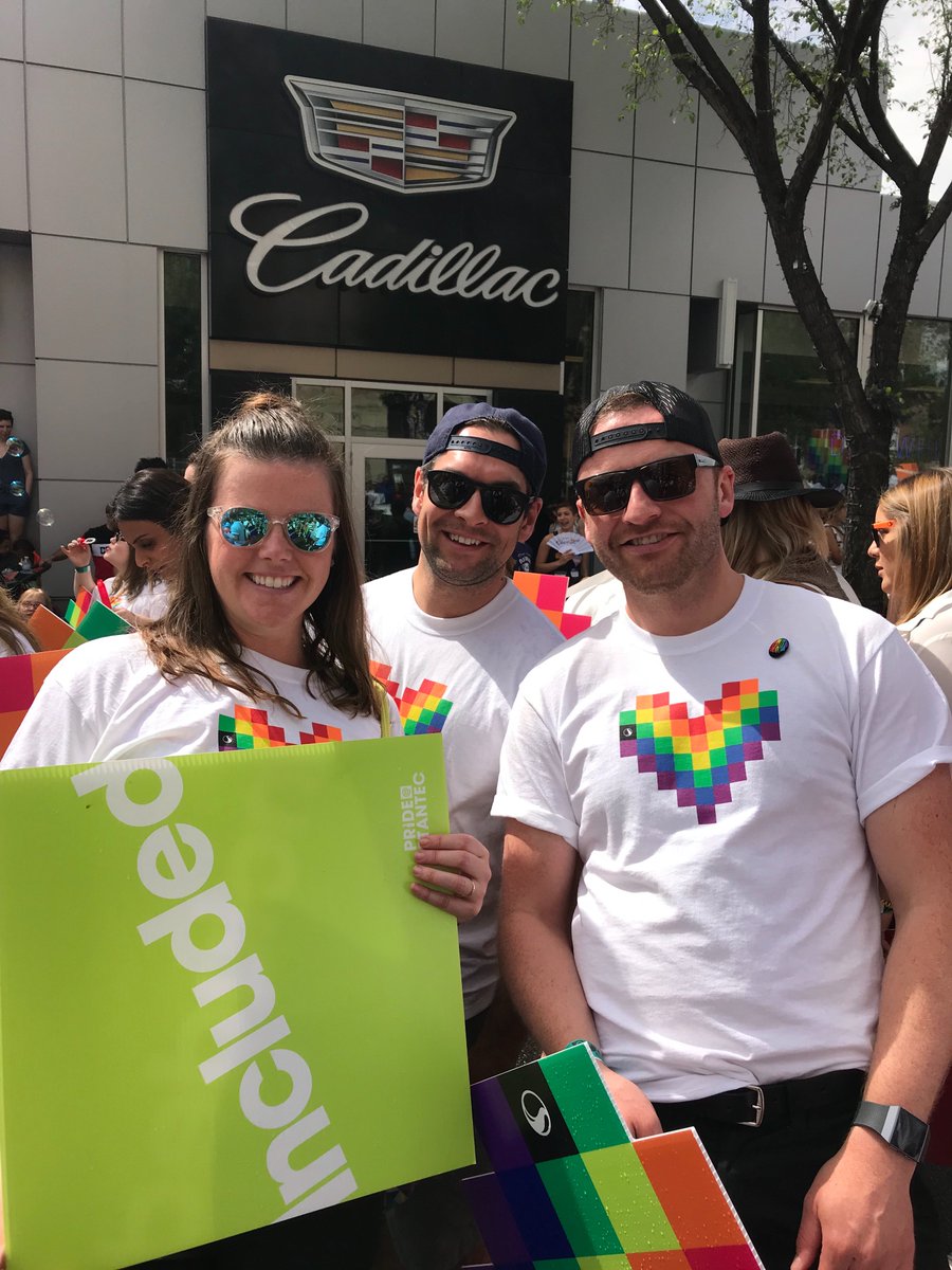 jessicabuckwold's tweet image. Proud to walk with my friends and colleagues! Pride 2018! @Stantec @shillington_k @YEGPride #StantecTogether #yegpride2018