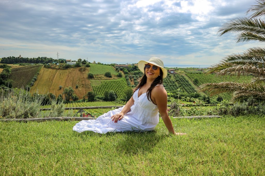 Anna_Pernice's tweet photo. Le 100 ore nel Piceno sono quasi giunte al termine e quindi, prima del tour di Offida, relax tra le colline marchigiane
#100orenelpiceno #picenumtour #piceno #amoilpiceno #mangialongapicena #destinazionemarche
#liveforthestory https://t.co/iYkfN30Cea