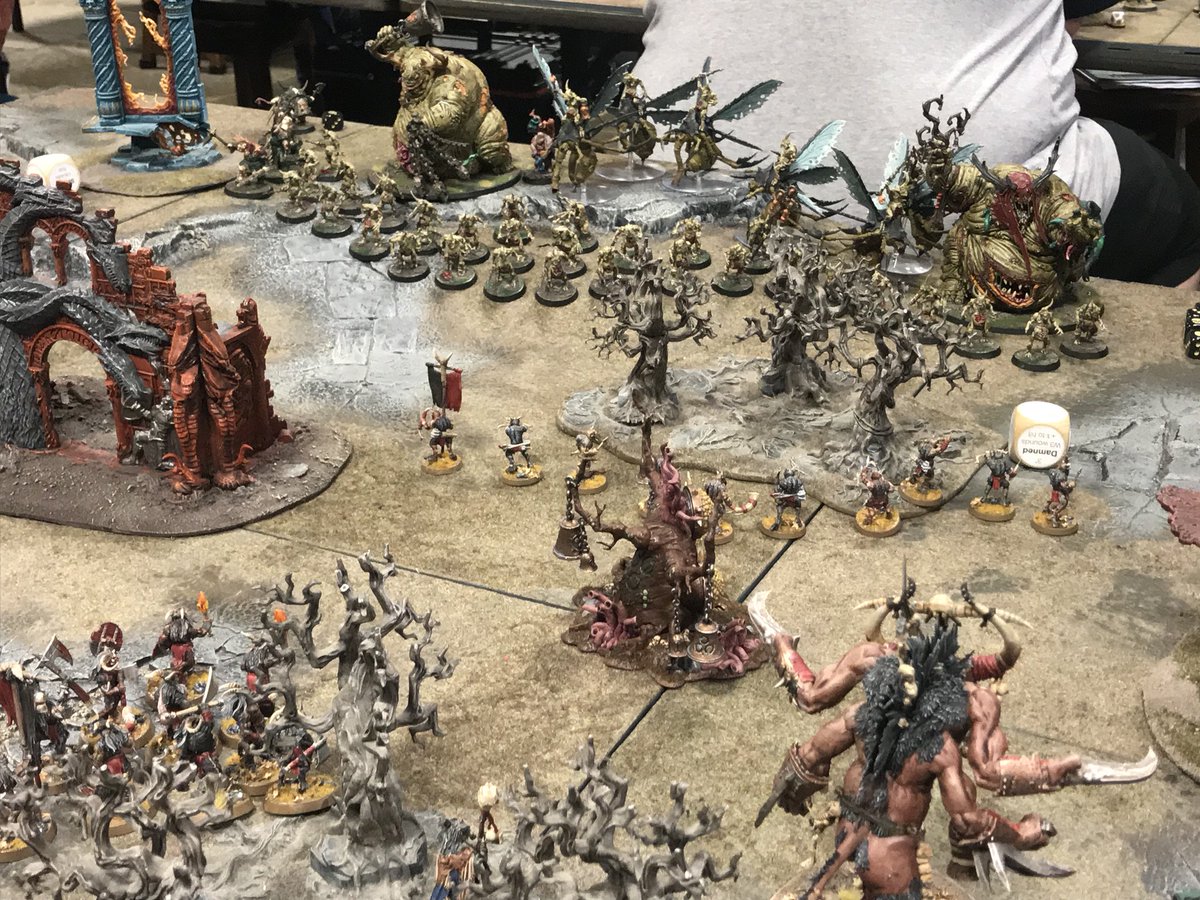 groje's tweet photo. The #Gortide finished 1st day of #HEAT3 with 2 losses and one major victory. 3 great games and opponents, super experience. Looking forward to tomorrow. Any recommendations for a relaxed pub? #AgeofSigmar https://t.co/IMHsVjp3mK