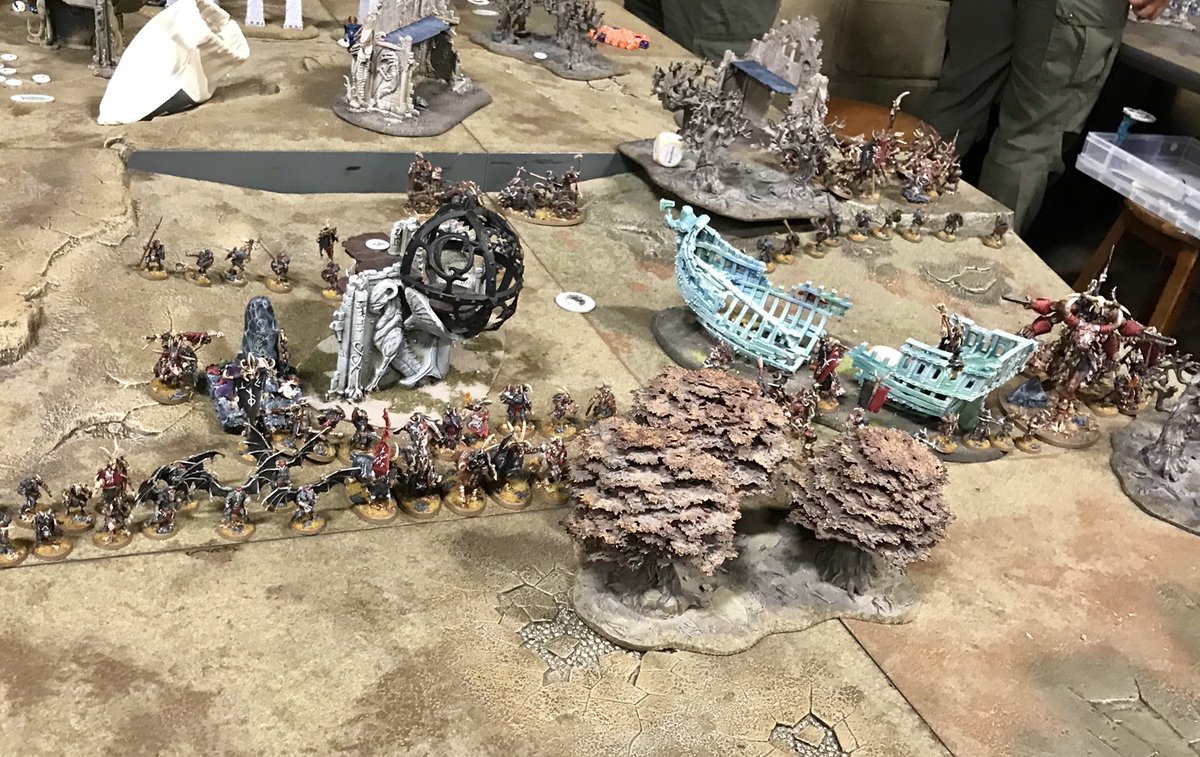 groje's tweet photo. The #Gortide finished 1st day of #HEAT3 with 2 losses and one major victory. 3 great games and opponents, super experience. Looking forward to tomorrow. Any recommendations for a relaxed pub? #AgeofSigmar https://t.co/IMHsVjp3mK