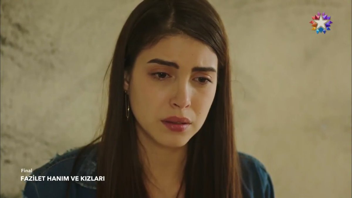 DiziciBagyan's tweet photo. Neden bu hikaye için finali beklediniz?
Neden saçma sapan sahneleri gözümüze gözümüze soktunuz?
Keşke GERÇEKTEN #FaziletHanımveKızları nın hikayesini izleseydik. KEŞKE. #vedavakti https://t.co/CGEcxPCUm1
